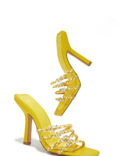 Load image into Gallery viewer, Stasi - Yellow
