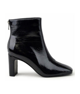 Nessa - Black