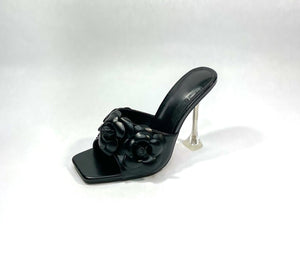Liliana - Black